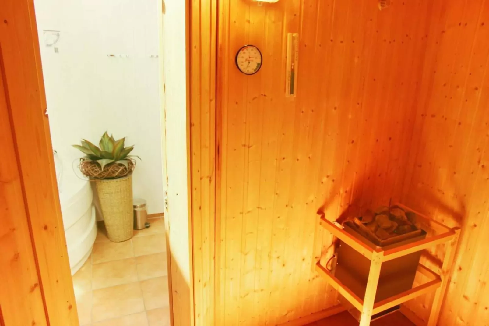 Ferienhaus Seeschwalbe-Classic 90 qm 96-Bathroom
