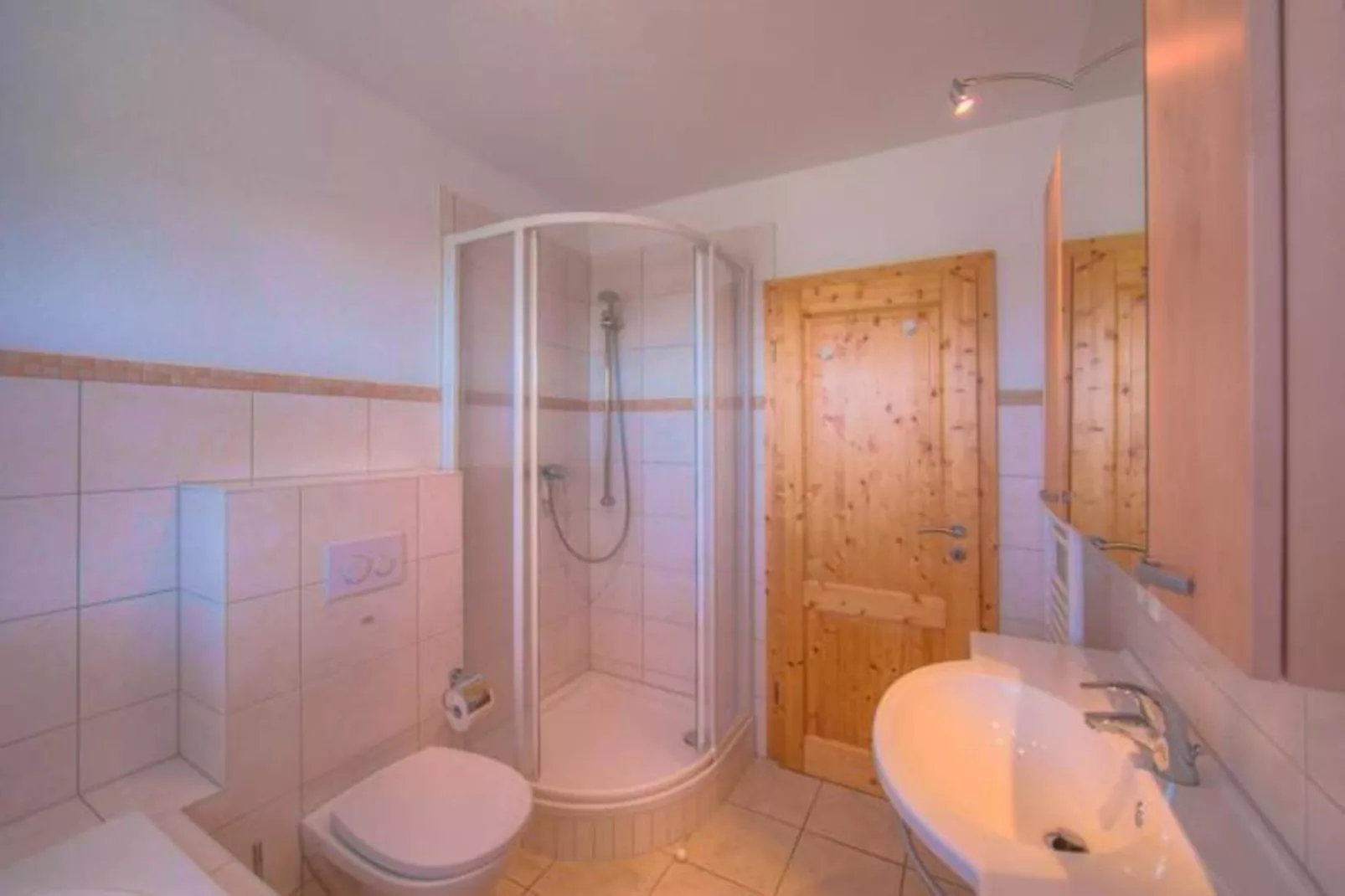 Mitteldeck 514-Bathroom