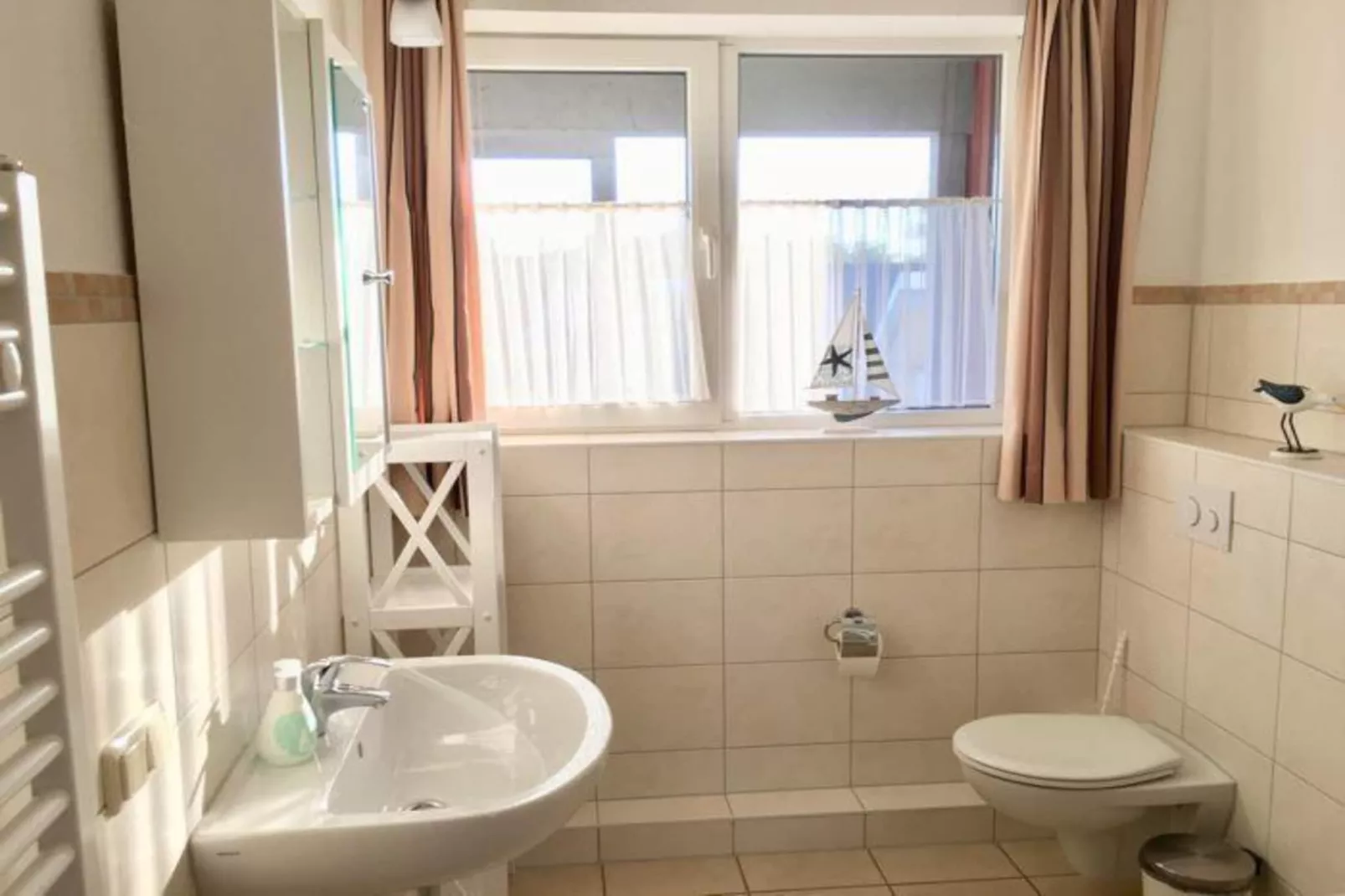 Mitteldeck 414-Bathroom