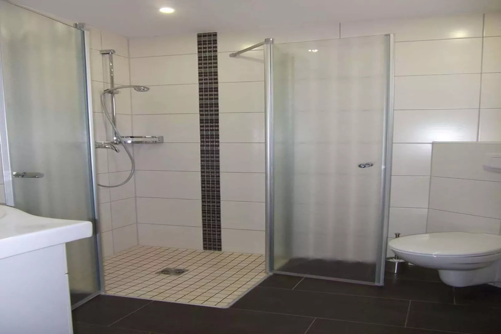 Reiher 18-Bathroom