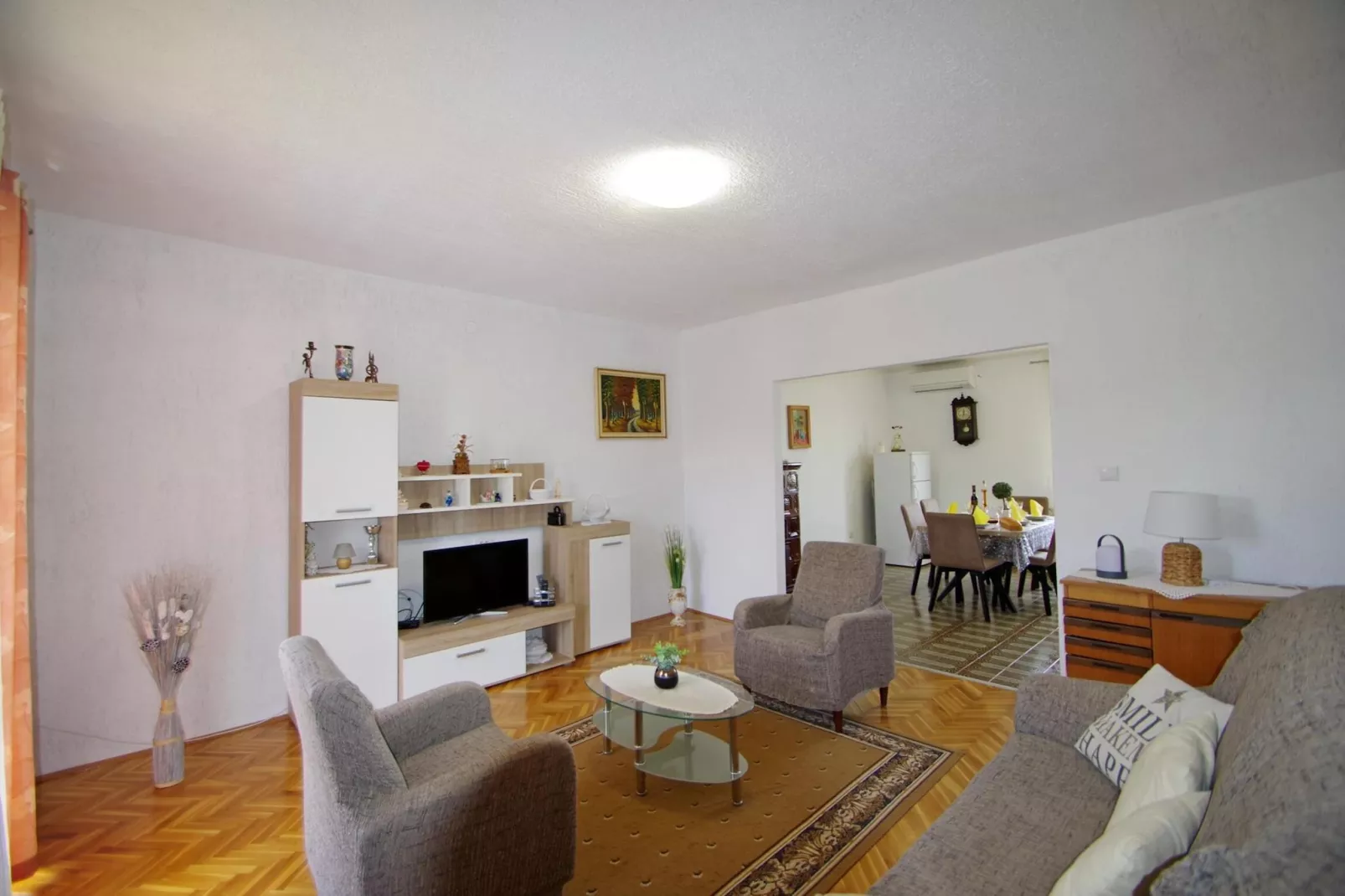 Genio-Living room