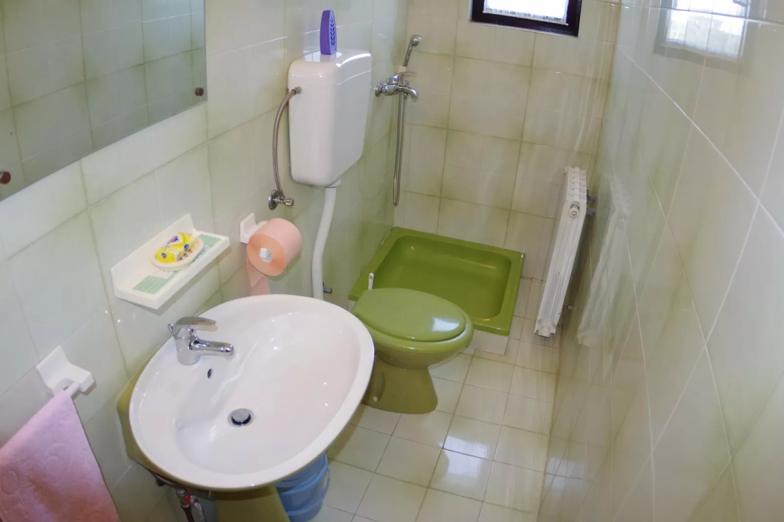Genio-Bathroom