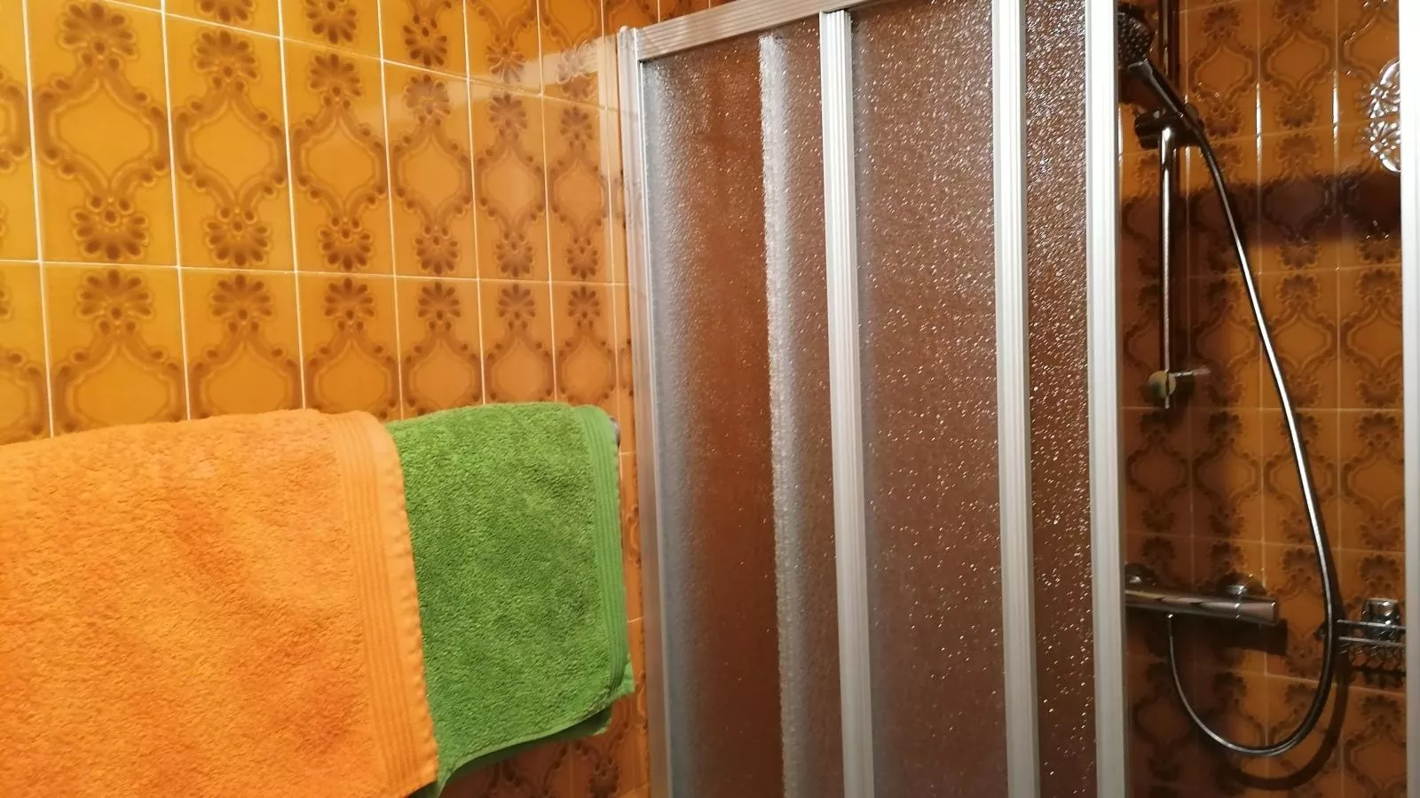 Hütte zum Dillental-Bathroom