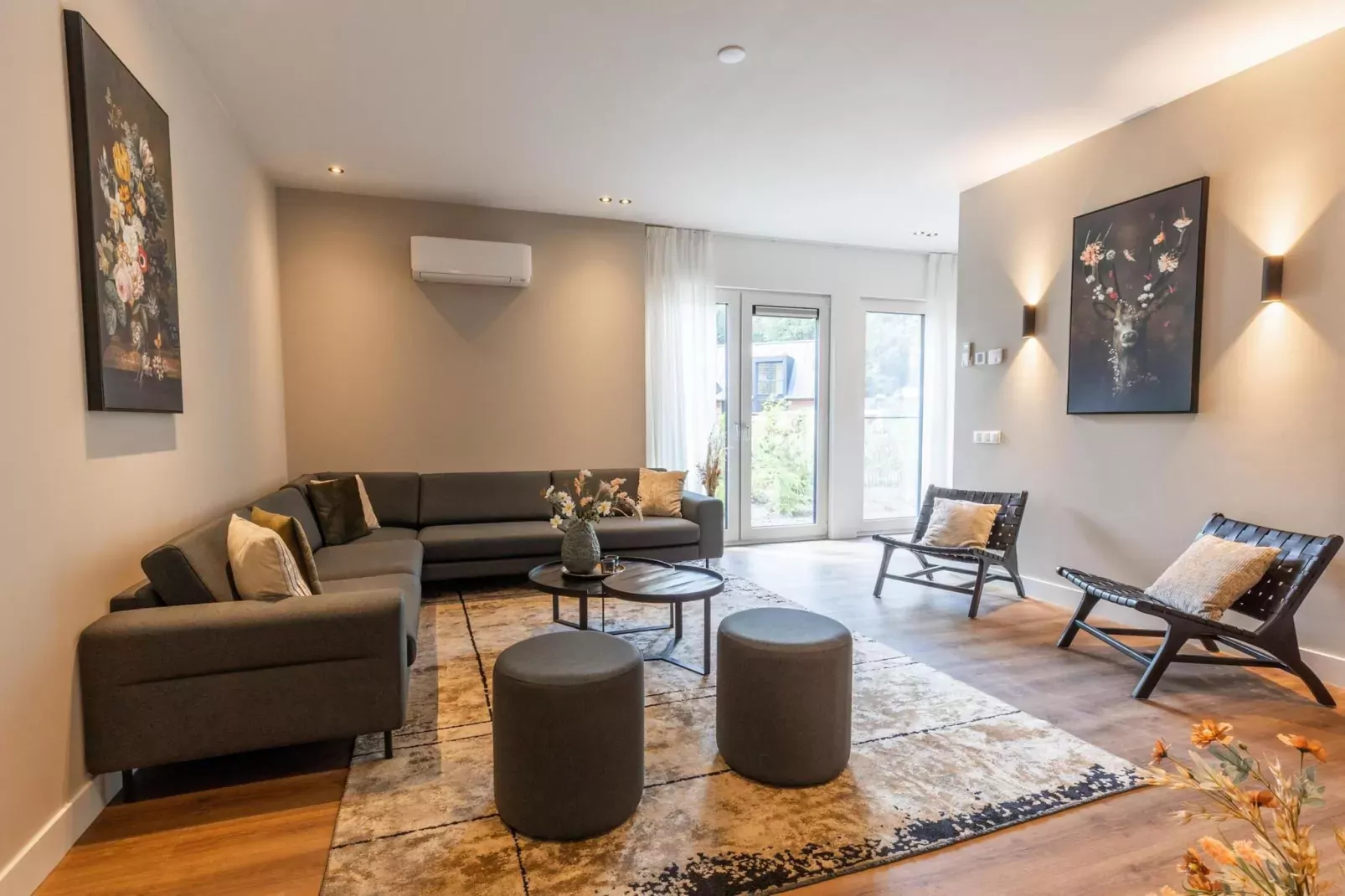 Veluwe Villa Wellness-Living room