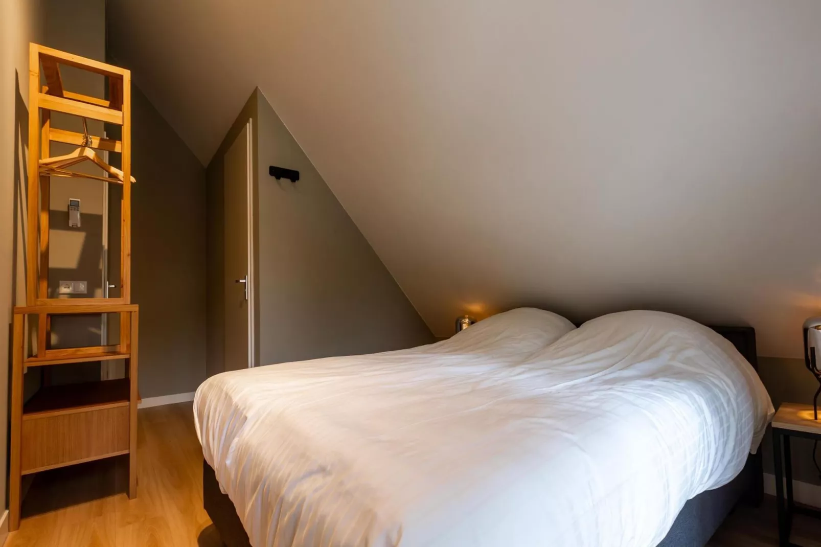 Bos Villa met Hottub  6 personen-Bedroom
