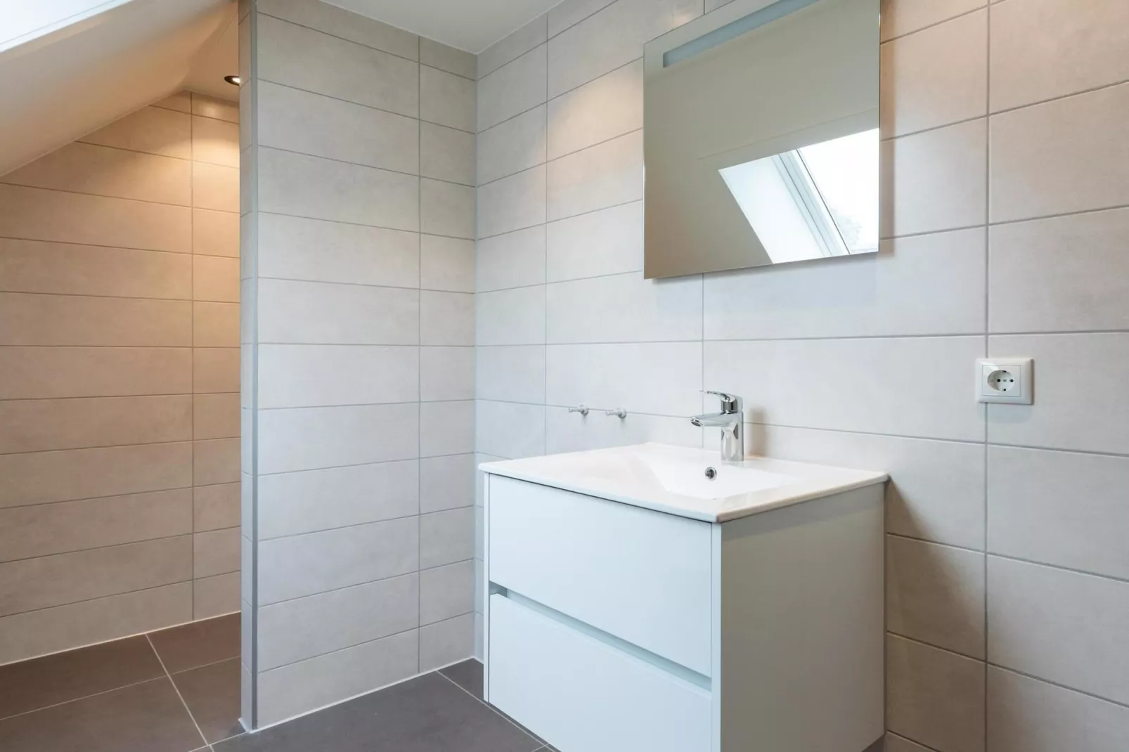 Bos Villa met Hottub  6 personen-Bathroom