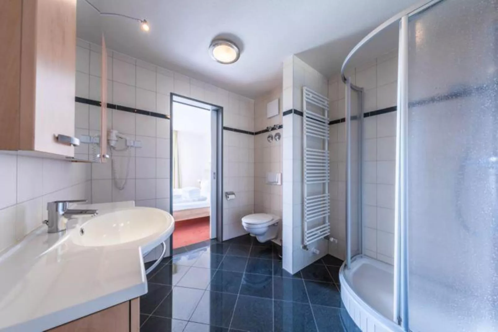 Seeadler Classic 204-Bathroom