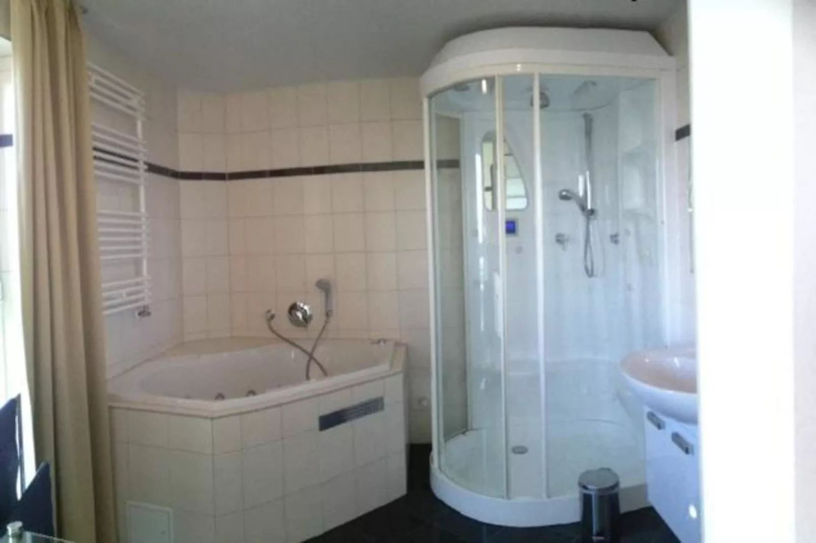 Seeadler Classic 207-Bathroom