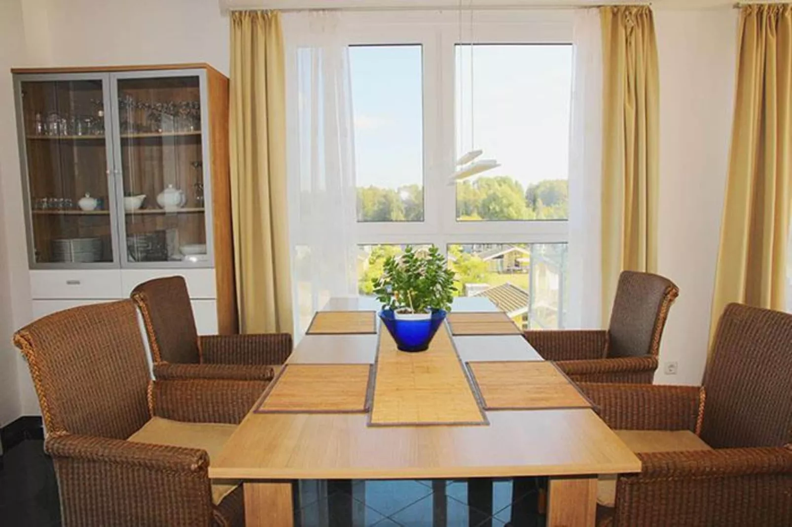 Seeadler Classic 208-Dining room