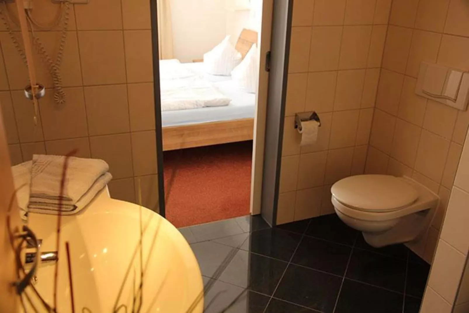 Seeadler Classic 208-Bathroom