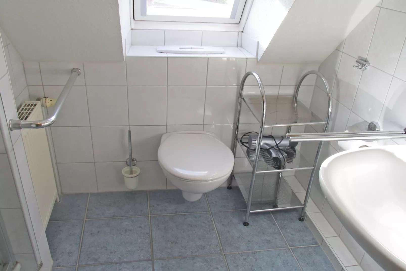Ferienhaus 06 Marintje-Bathroom