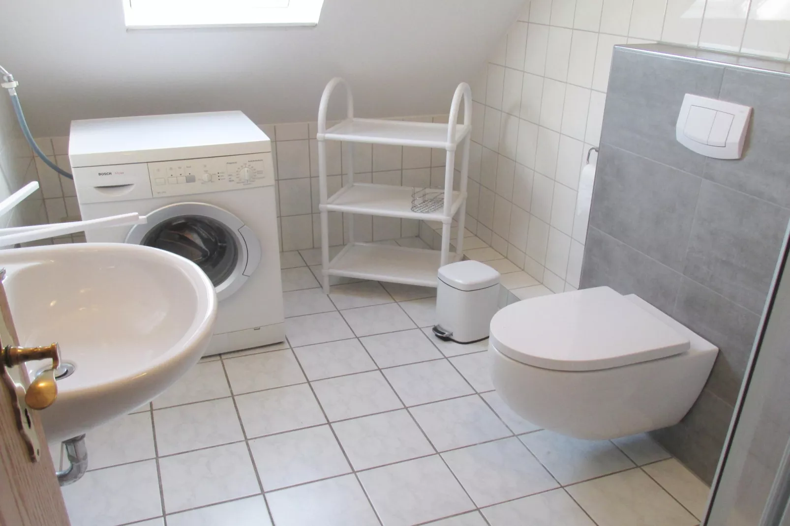 Doppelhaushälfte 19 Gantenberg-Bathroom