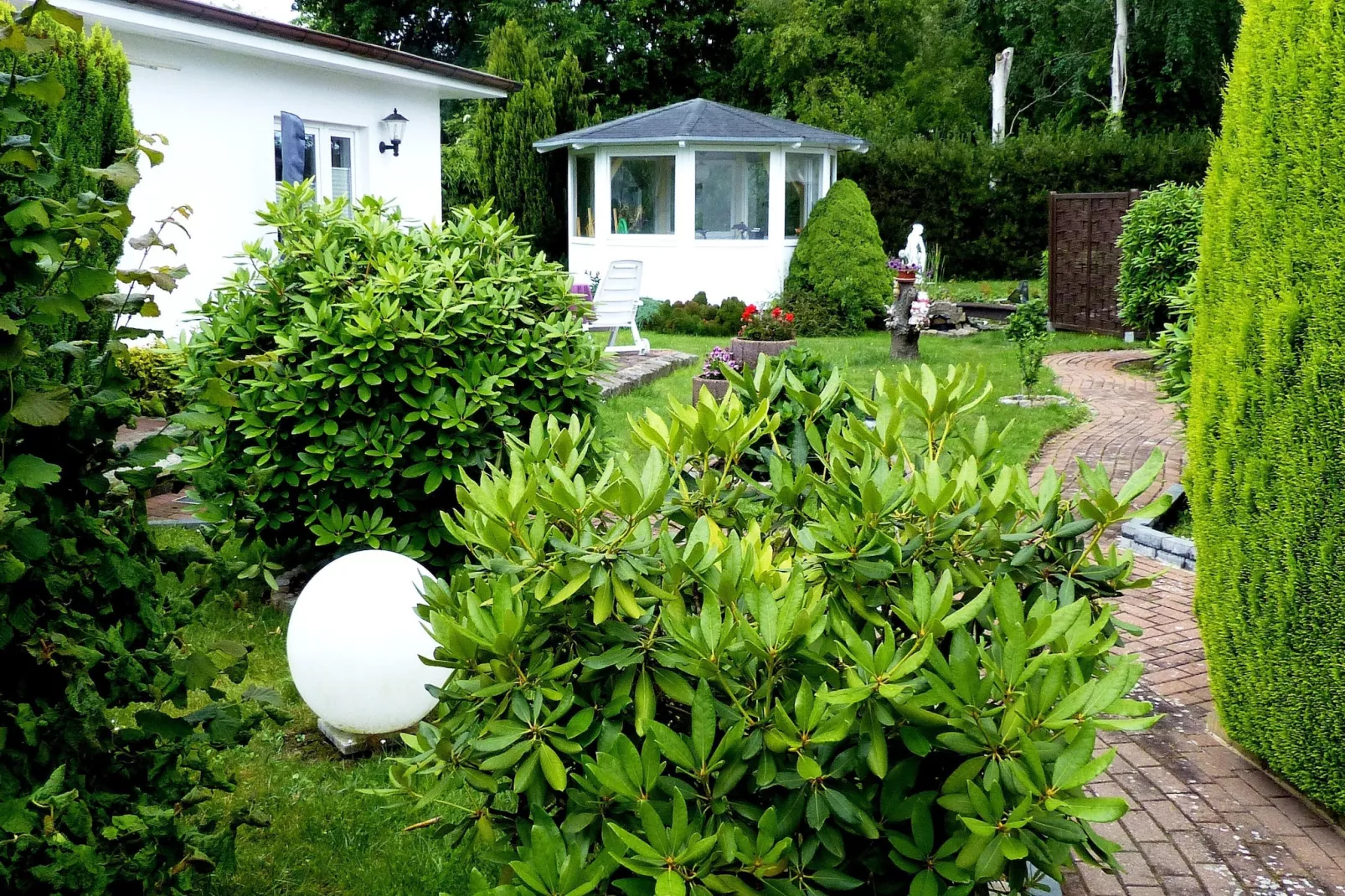 Bungalow B2-Gardens summer