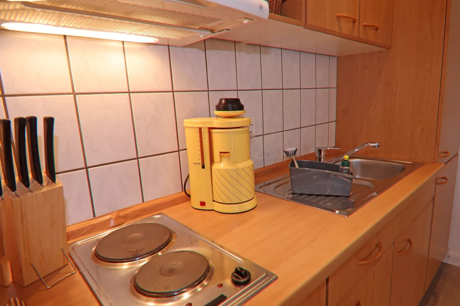 Bungalow B4-Kitchen