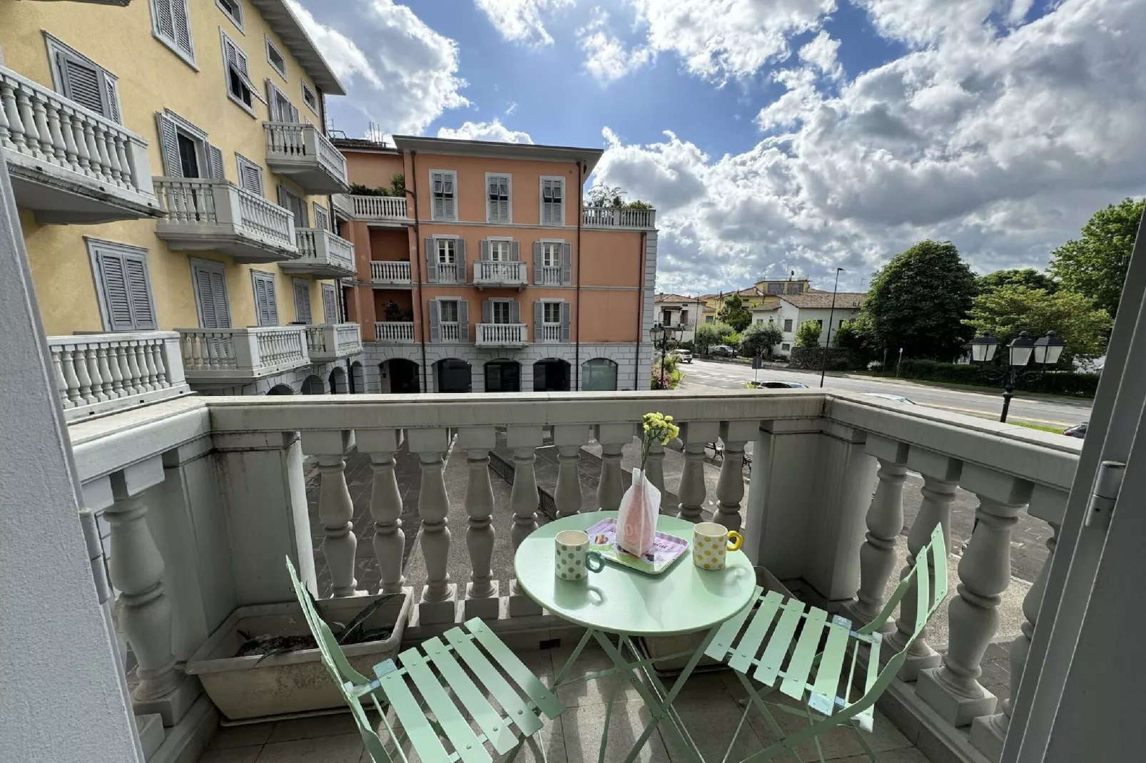 Galleria degli Artisti-Aussicht Sommer