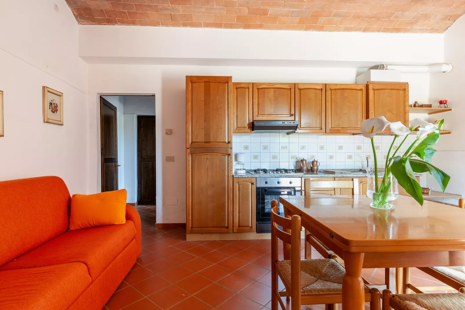 Rosa-Kitchen
