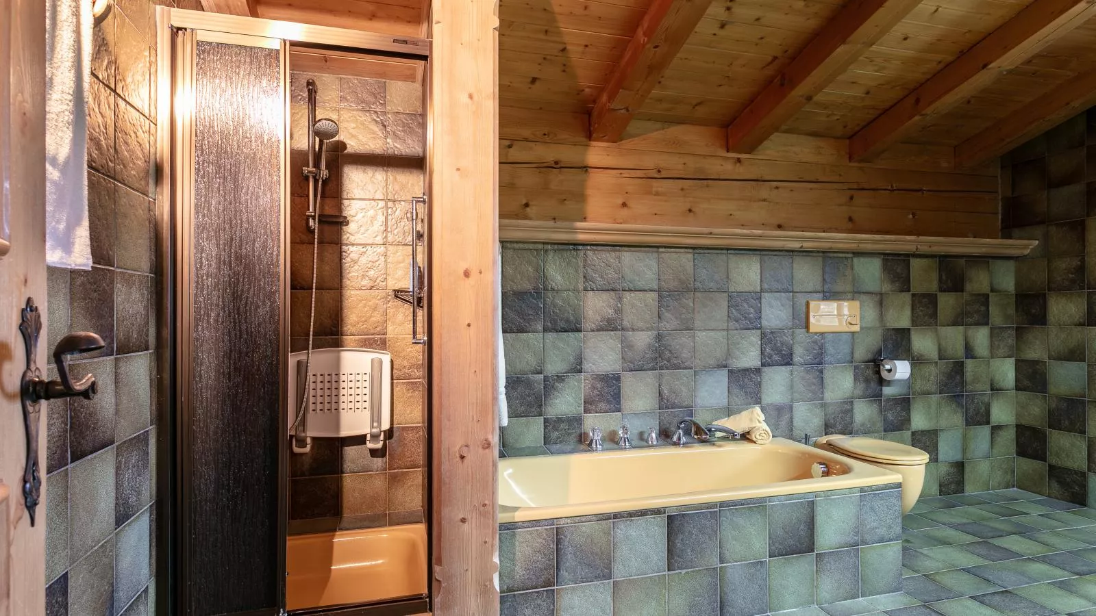 Chalet Rettensteinblick-Bathroom