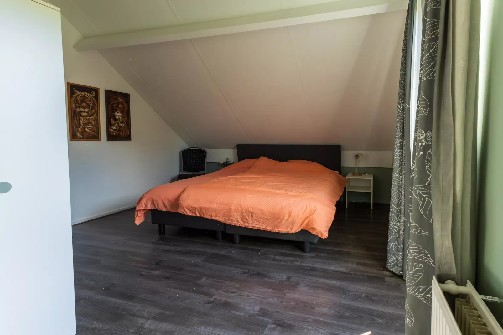 NR 44-Bedroom