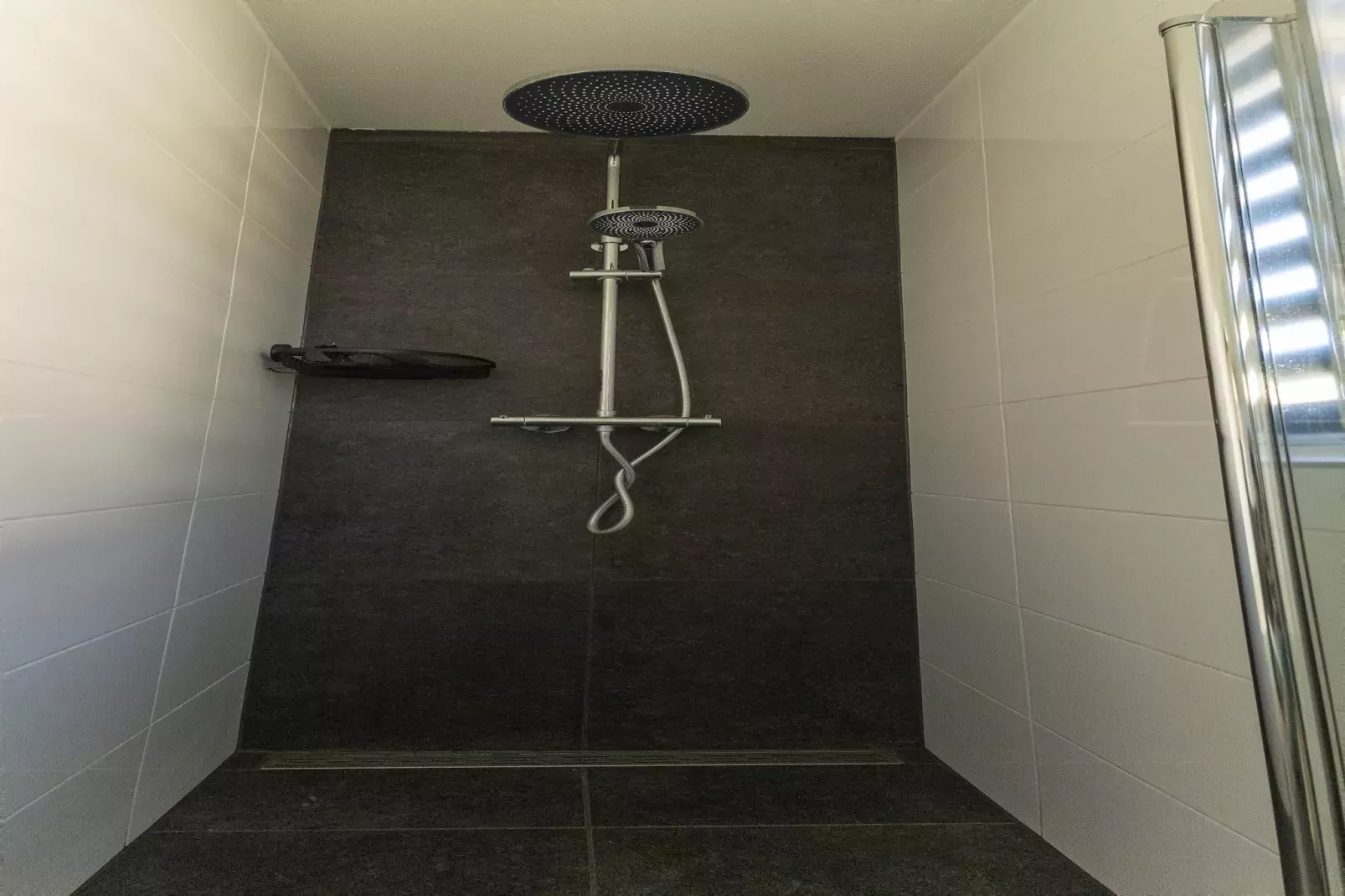 NR 44-Bathroom