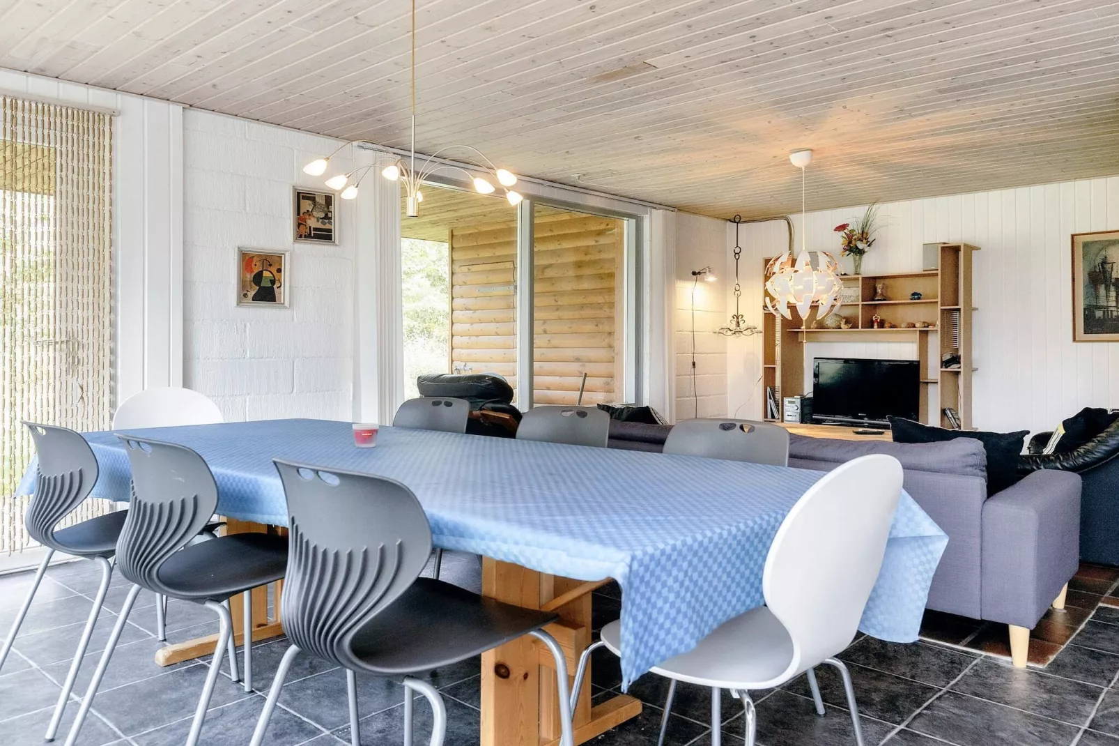 8 person holiday home in Blåvand-Indoor