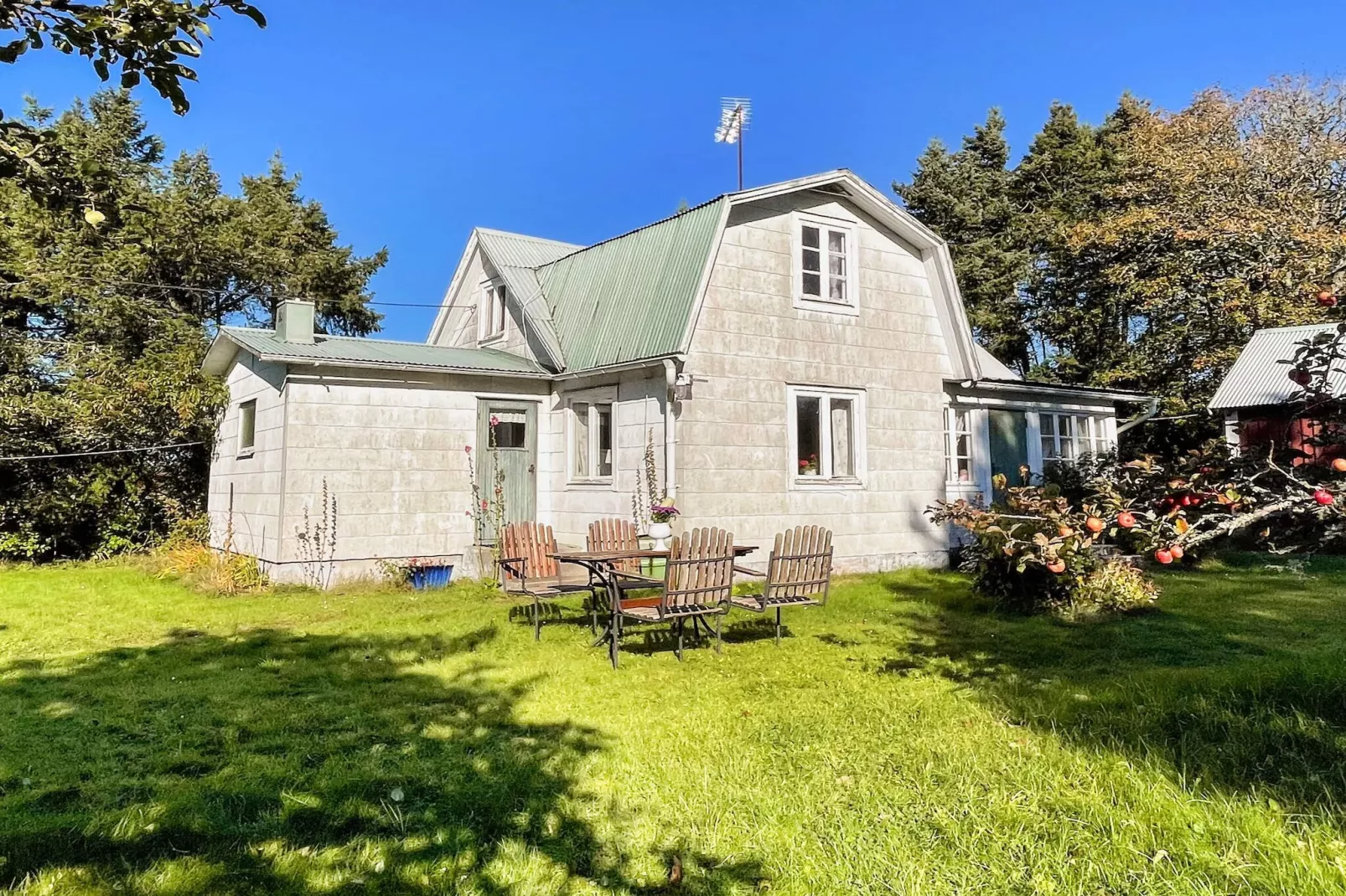7 person holiday home in LÖTTORP
