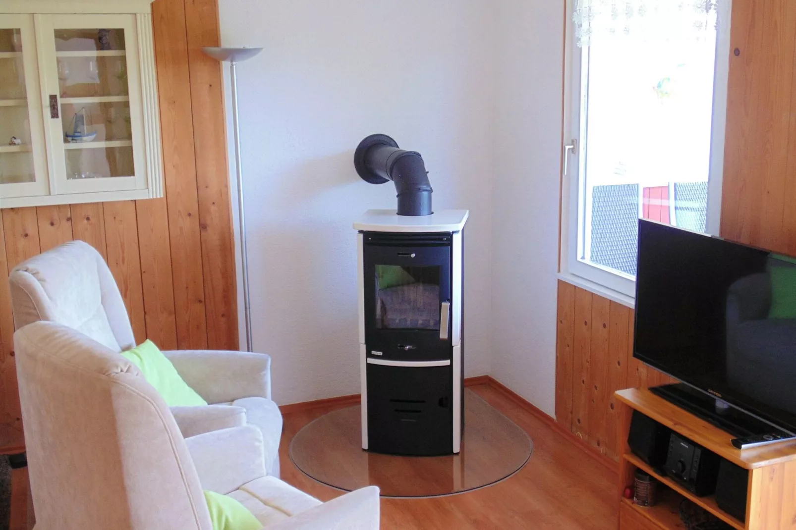 Landidyll im Gartenbungalow-Living room