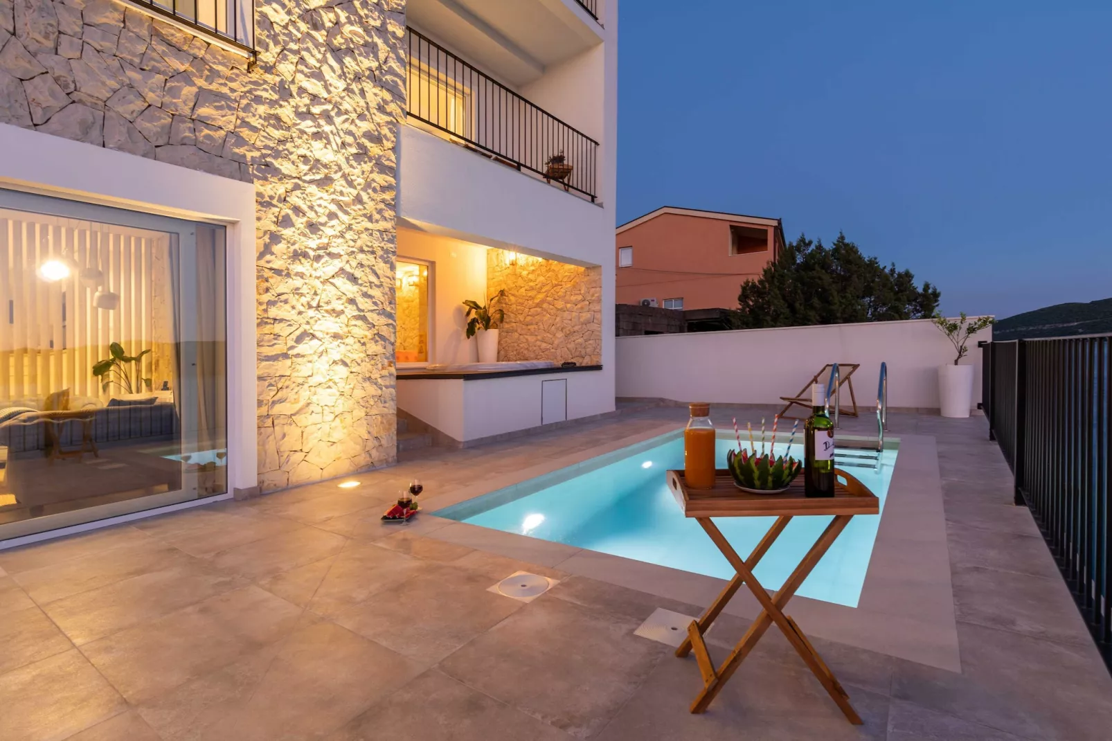 Villa Simpleza - Six Bedroom Villa with Private Pool and Jacuzzi-Pool