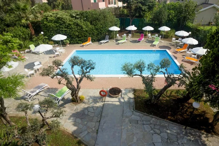 Villa Paola Loano - Type BX4-Piscine