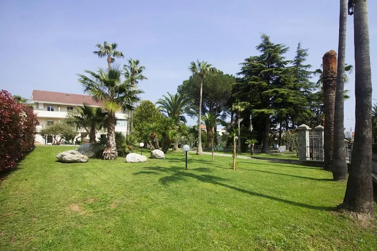 Villa Paola Loano - Type BX4-Jardin d'été