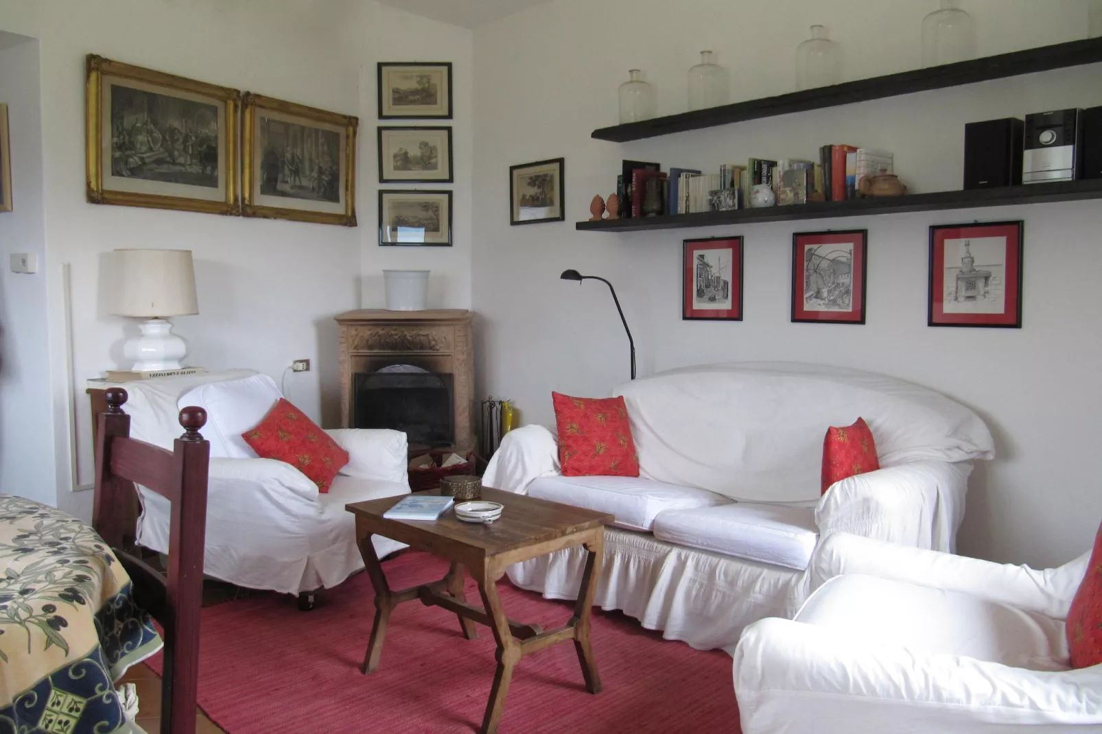 Casa del Pastore-Living room