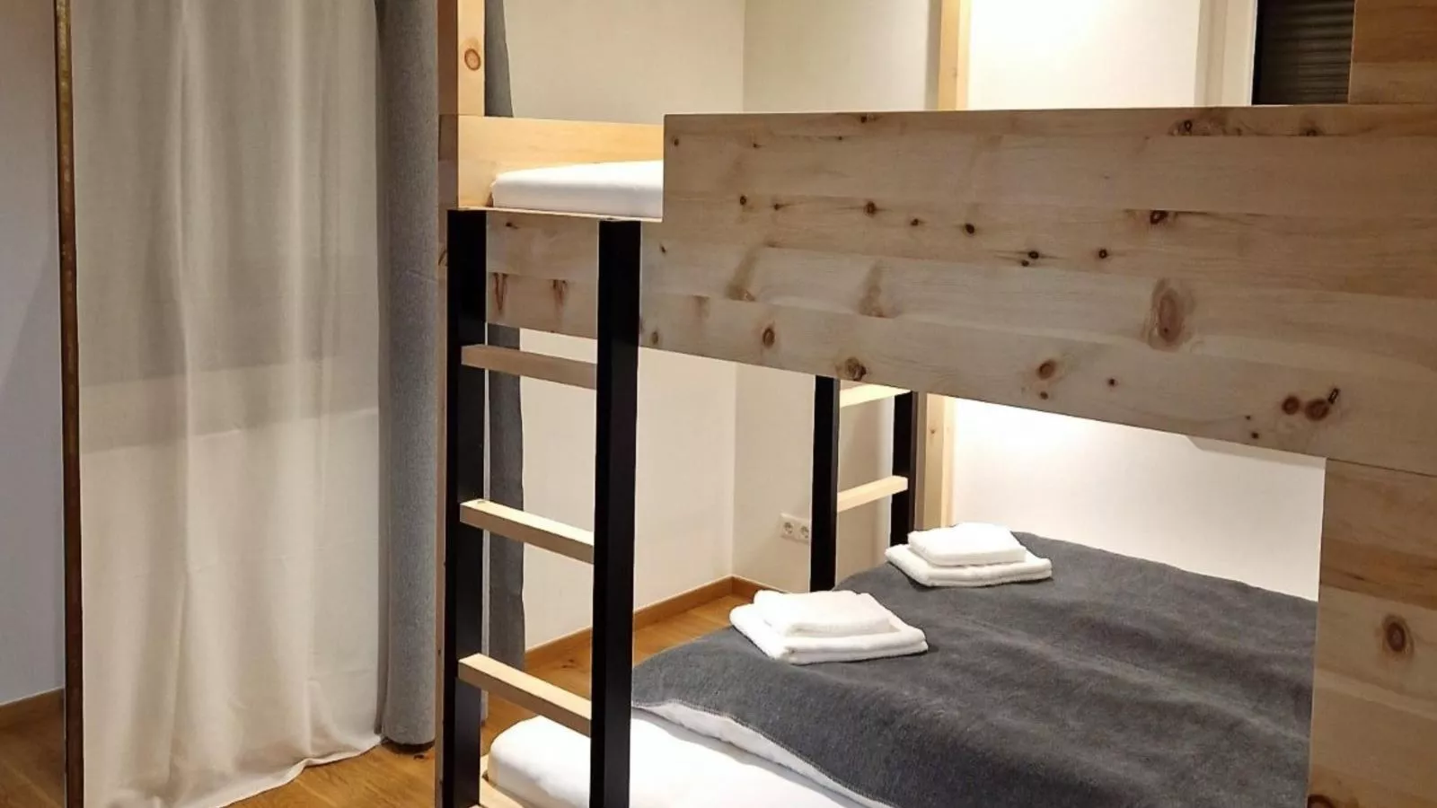 Mariazeller Zirbennest-Bedroom