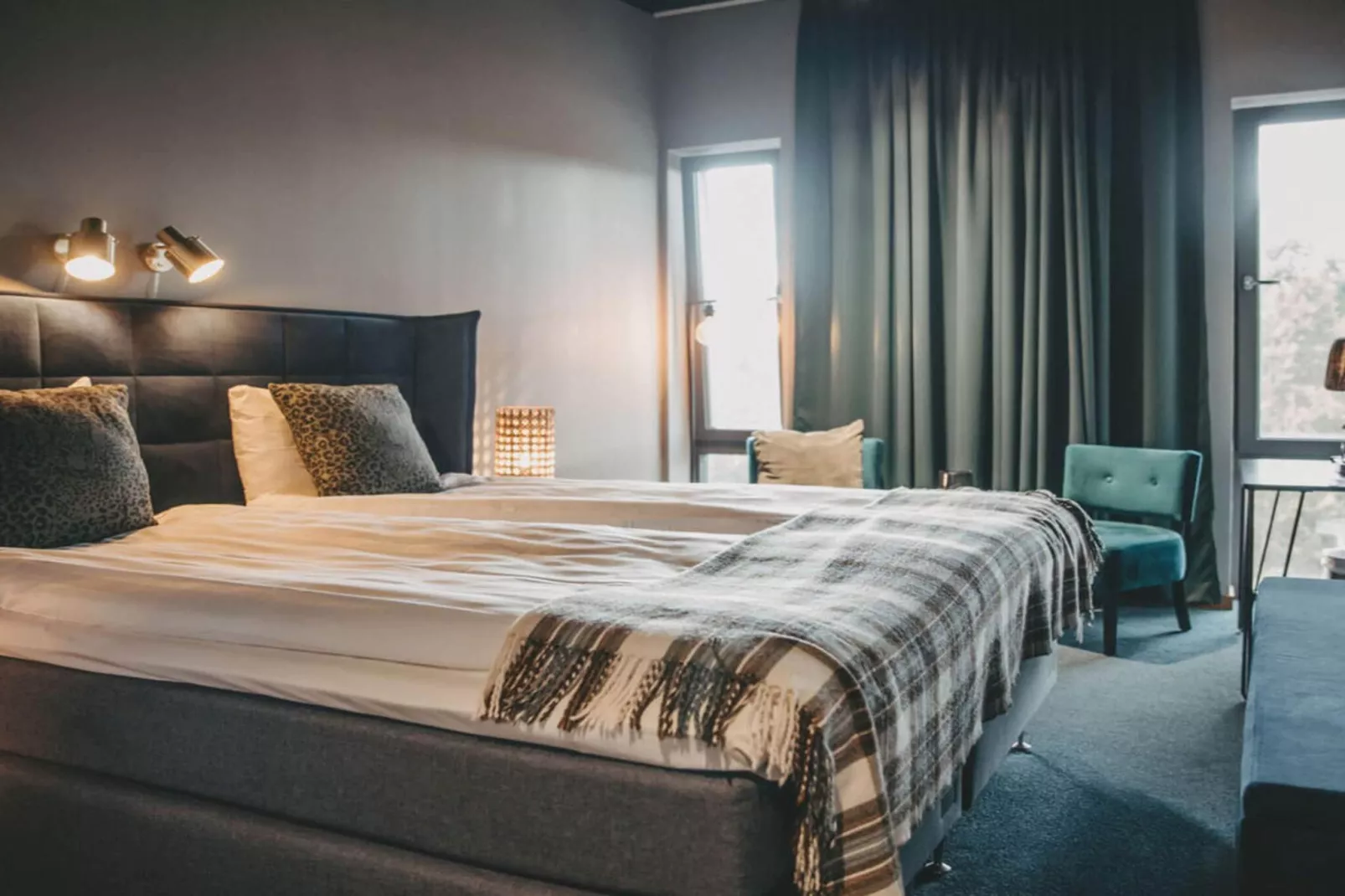 Lebhaftes Ferienhaus mit Gratis-Frühstück-Innen