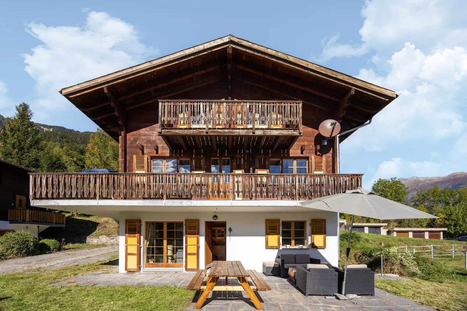 Chalet Verrel - beneden-Außenbereich Sommer