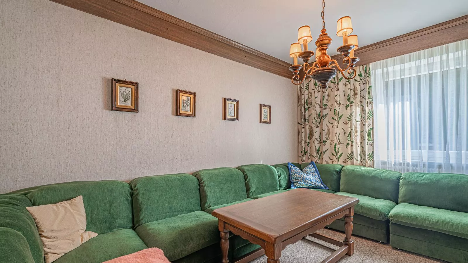 Antonia-Living room