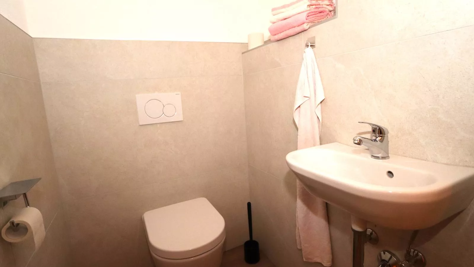 Apartment Hollaus-Bathroom