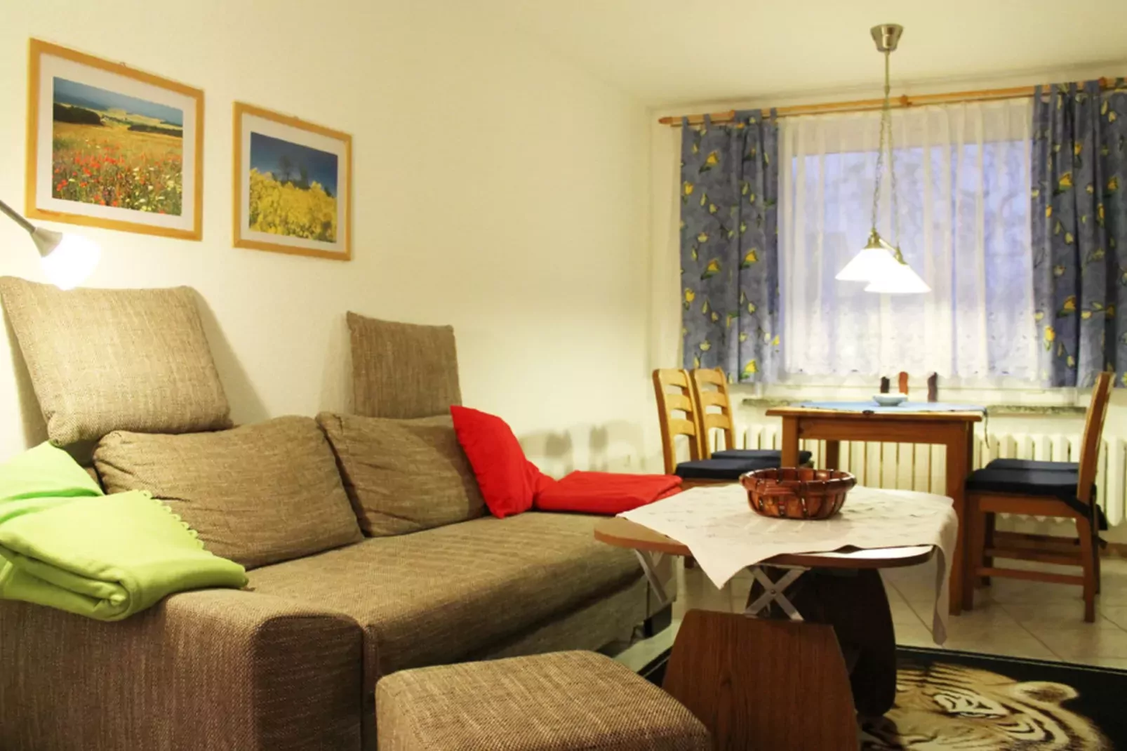 Bungalow Im Krabbenweg-Living room