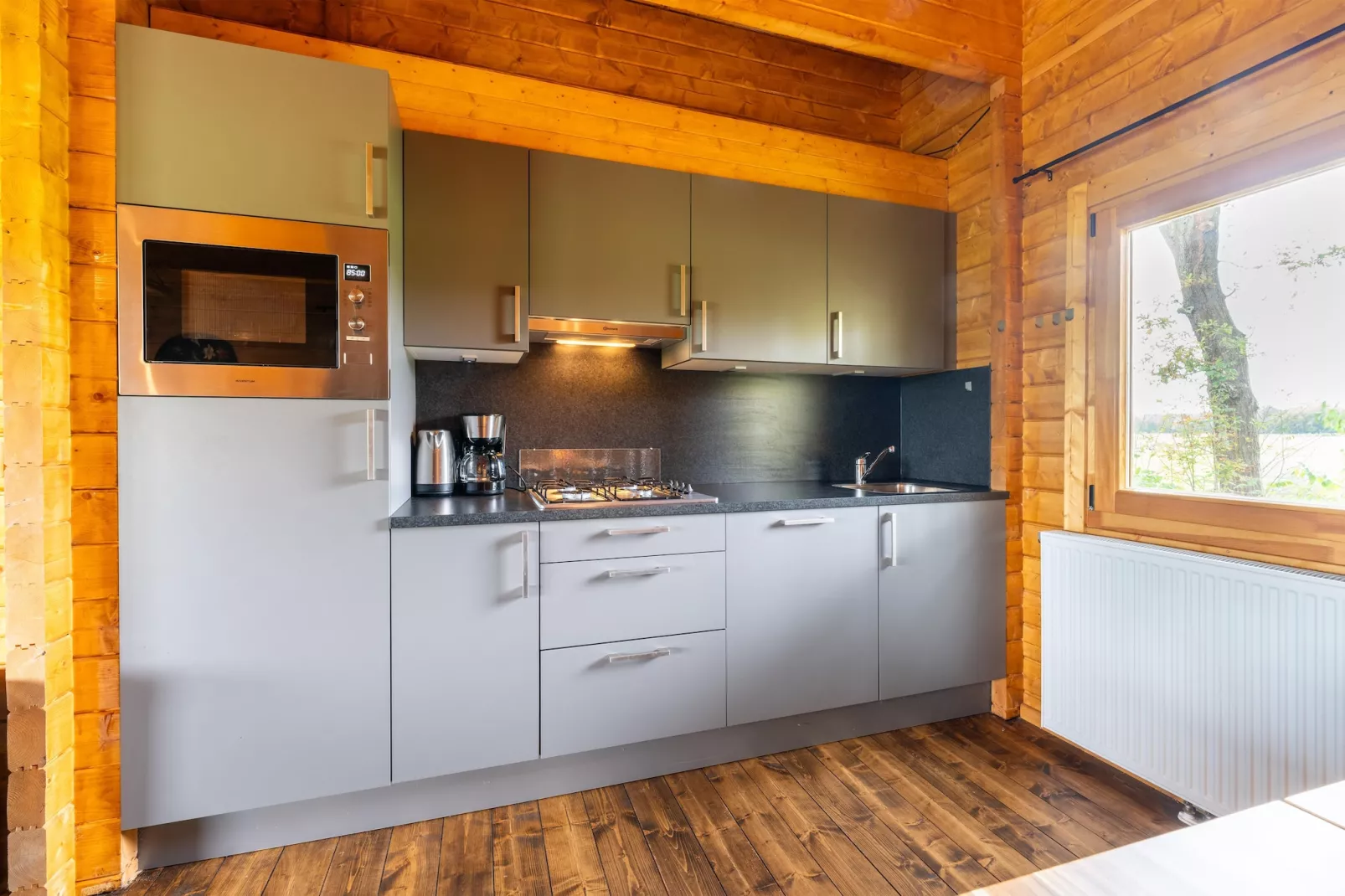 Chalet E-Kitchen