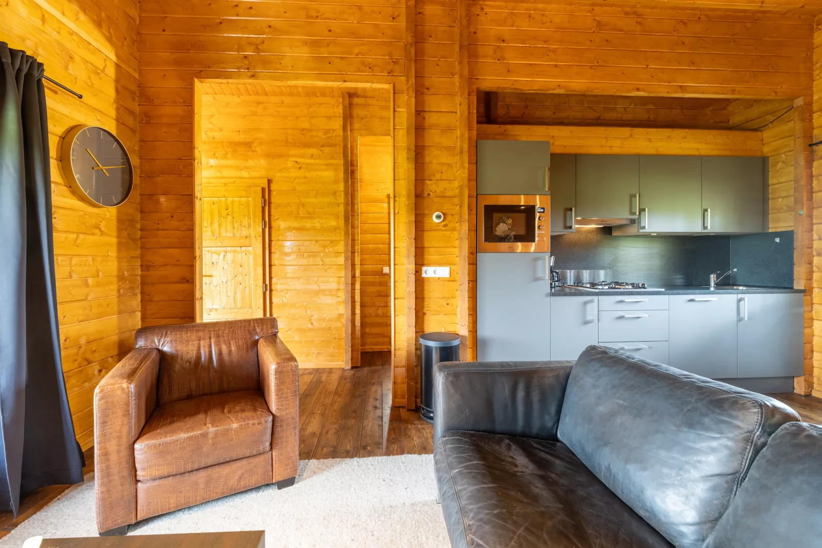 Chalet E-Living room