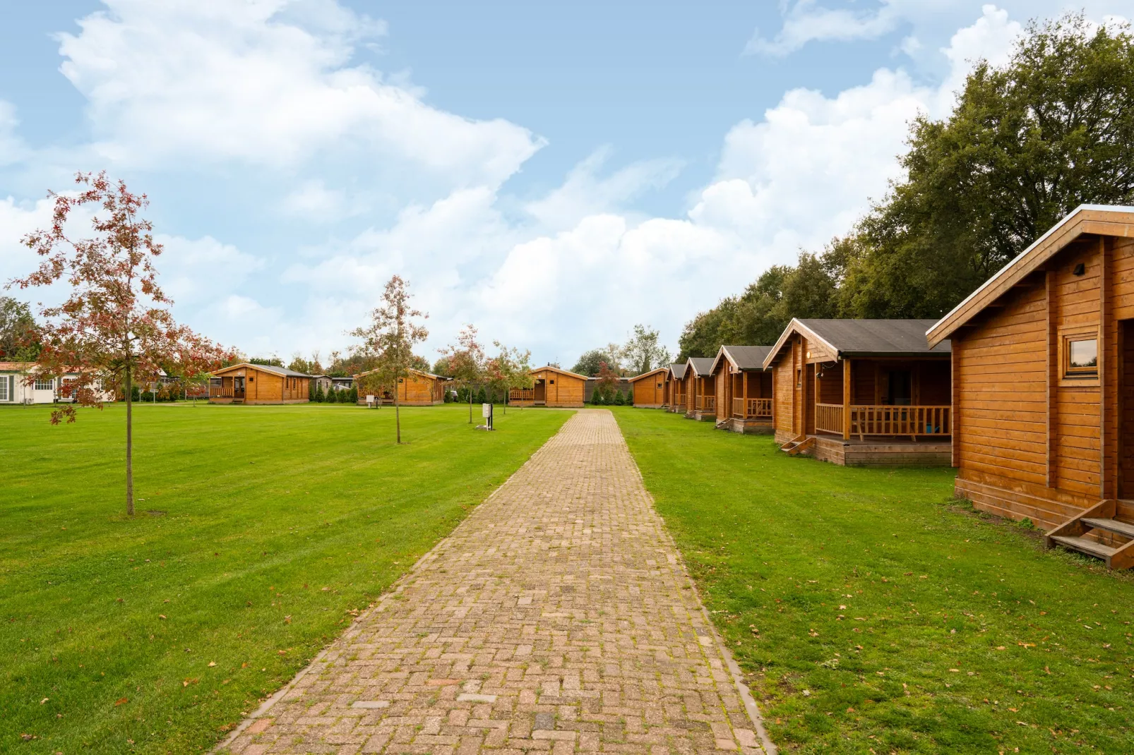 Chalet E-Gardens summer