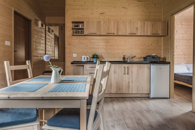 Osada Trzy Siostry domek nr 4 dla 6 osób Dąbrowa-Kitchen
