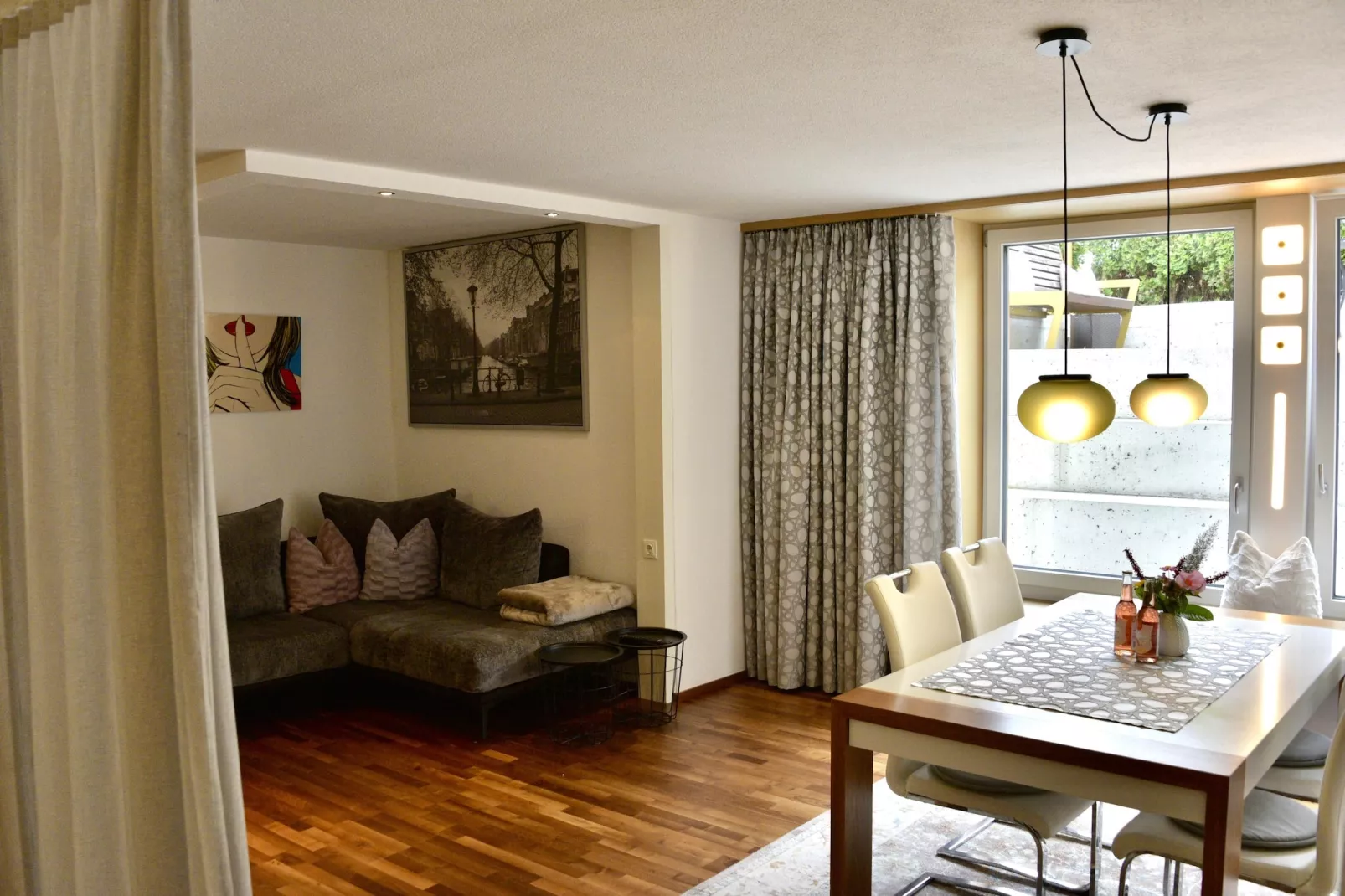 Apartment fein-Living room
