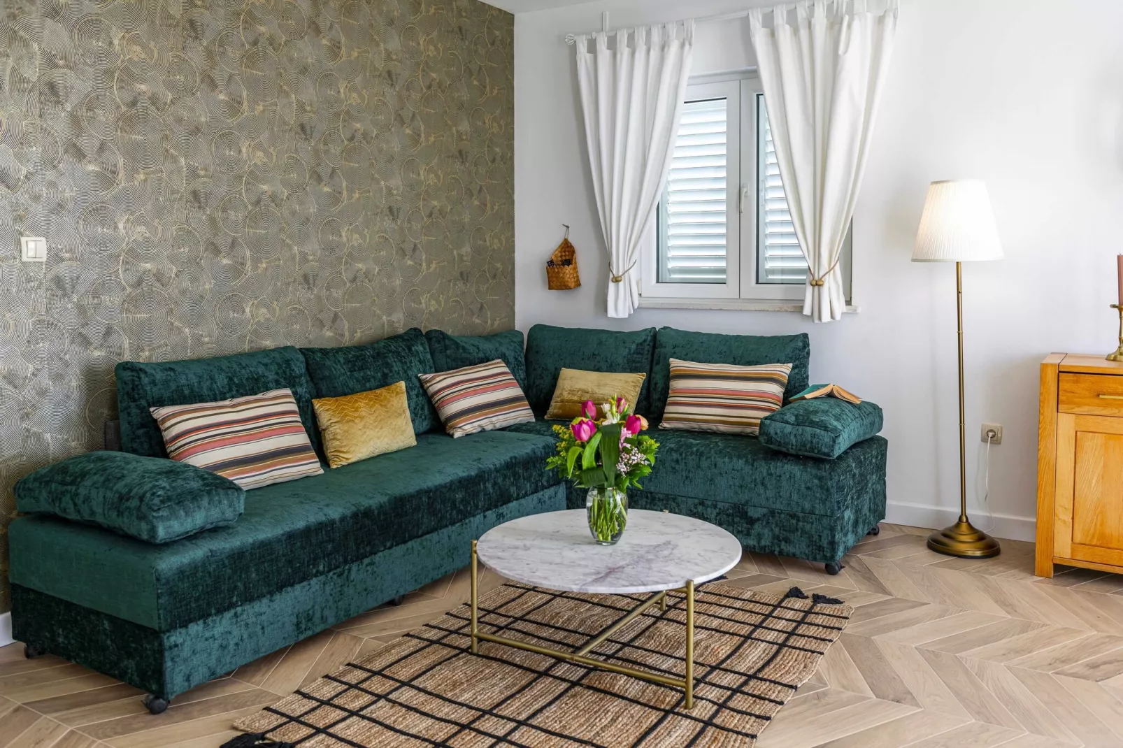 Apartments Maris-Comfort One Bedroom Apartment  with Terrace and Sea view-Living room