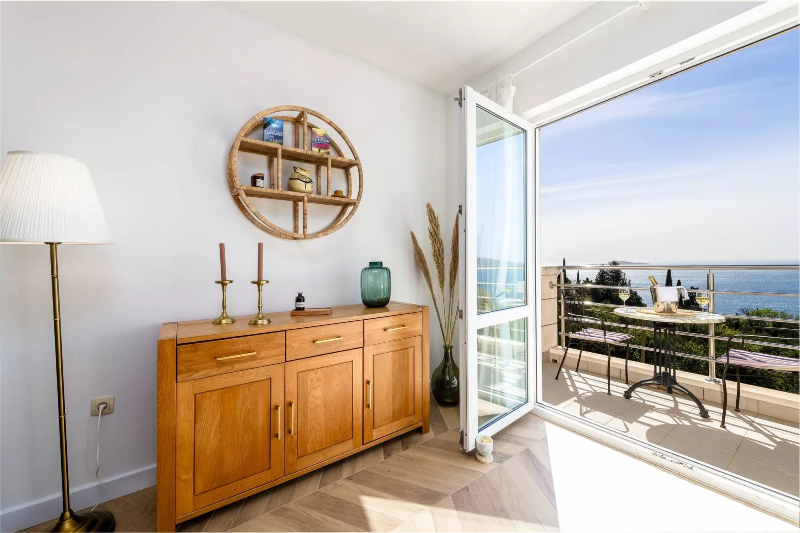 Apartments Maris-Comfort One Bedroom Apartment  with Terrace and Sea view-Living room