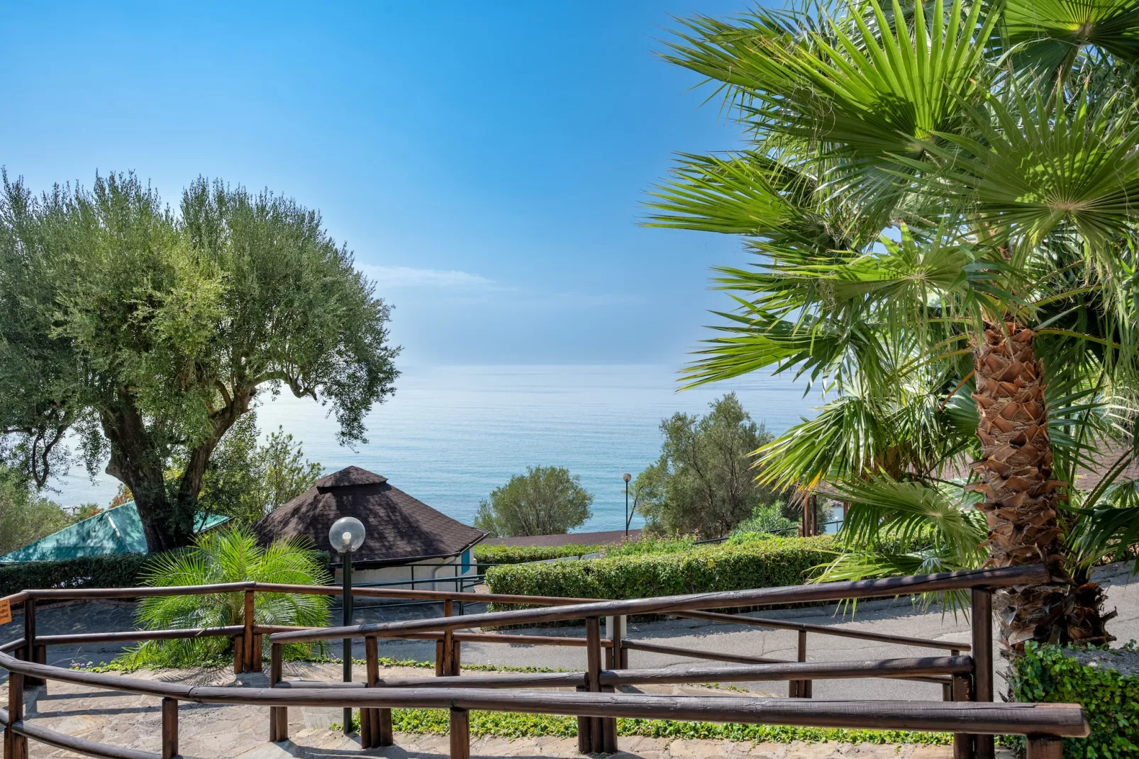 Resort Baia del Silenzio 1 - Type Mono Superior 2 pax-Areas summer 1km