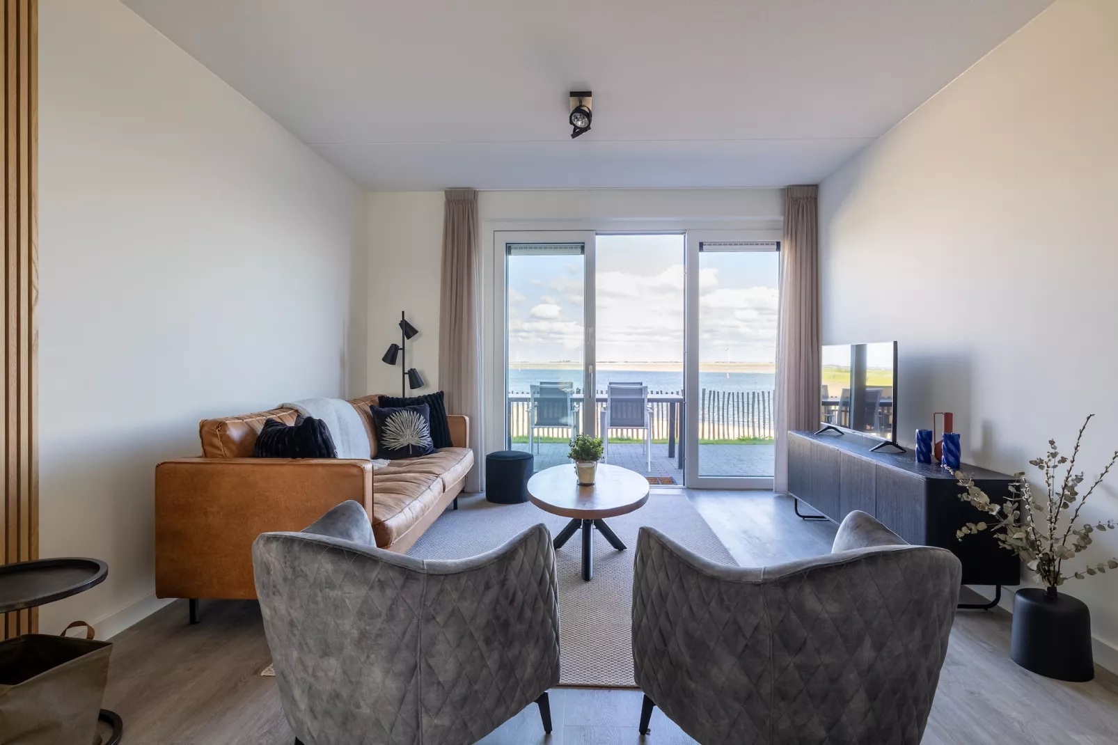 Appartement Vista Maris "Charlotte's Parel" - Havenweg 8-44  Sint-Annaland-Wohnzimmer