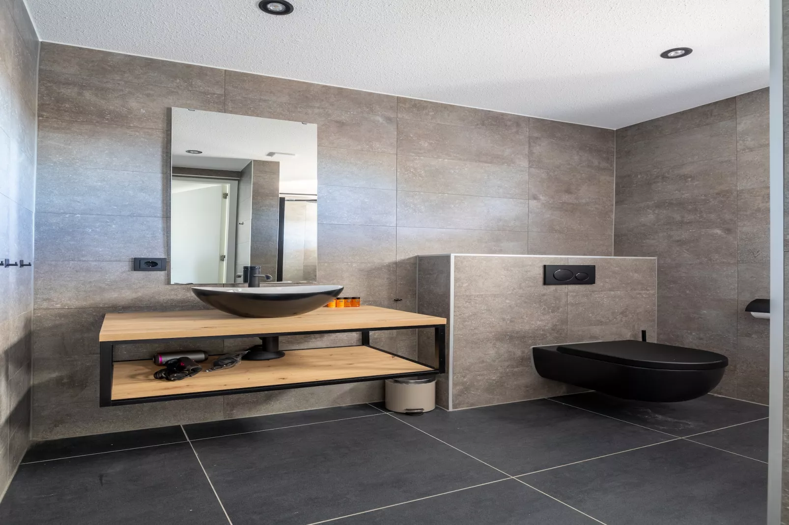 Luxe appartement Vista Maris - Havenweg 8-34  Sint-Annaland Oosterschelde-Bathroom