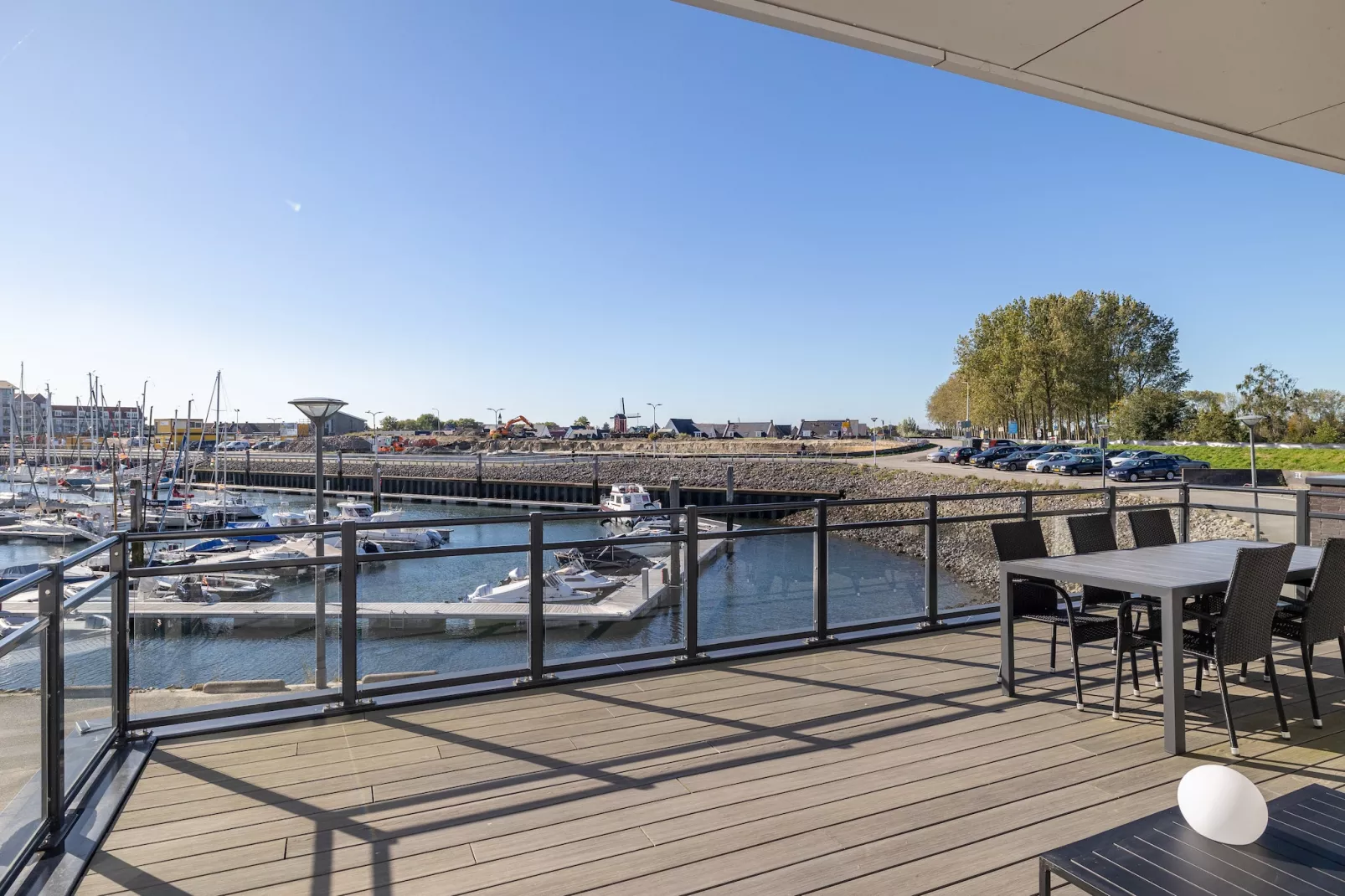Luxe appartement Vista Maris - Havenweg 8-34  Sint-Annaland Oosterschelde-Terrace balcony