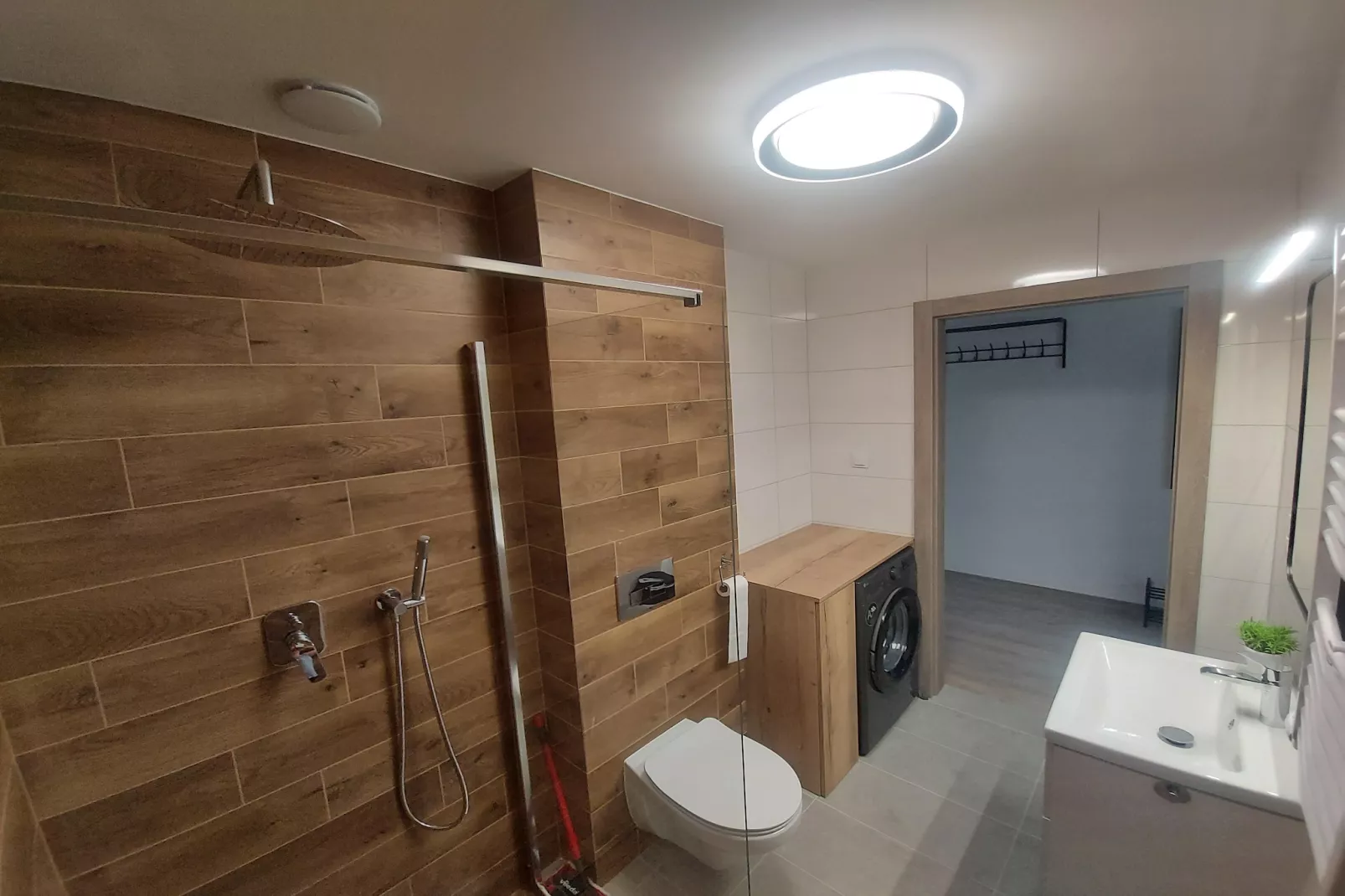 Apartamenty Lotnicza Sianożęty-Badezimmer