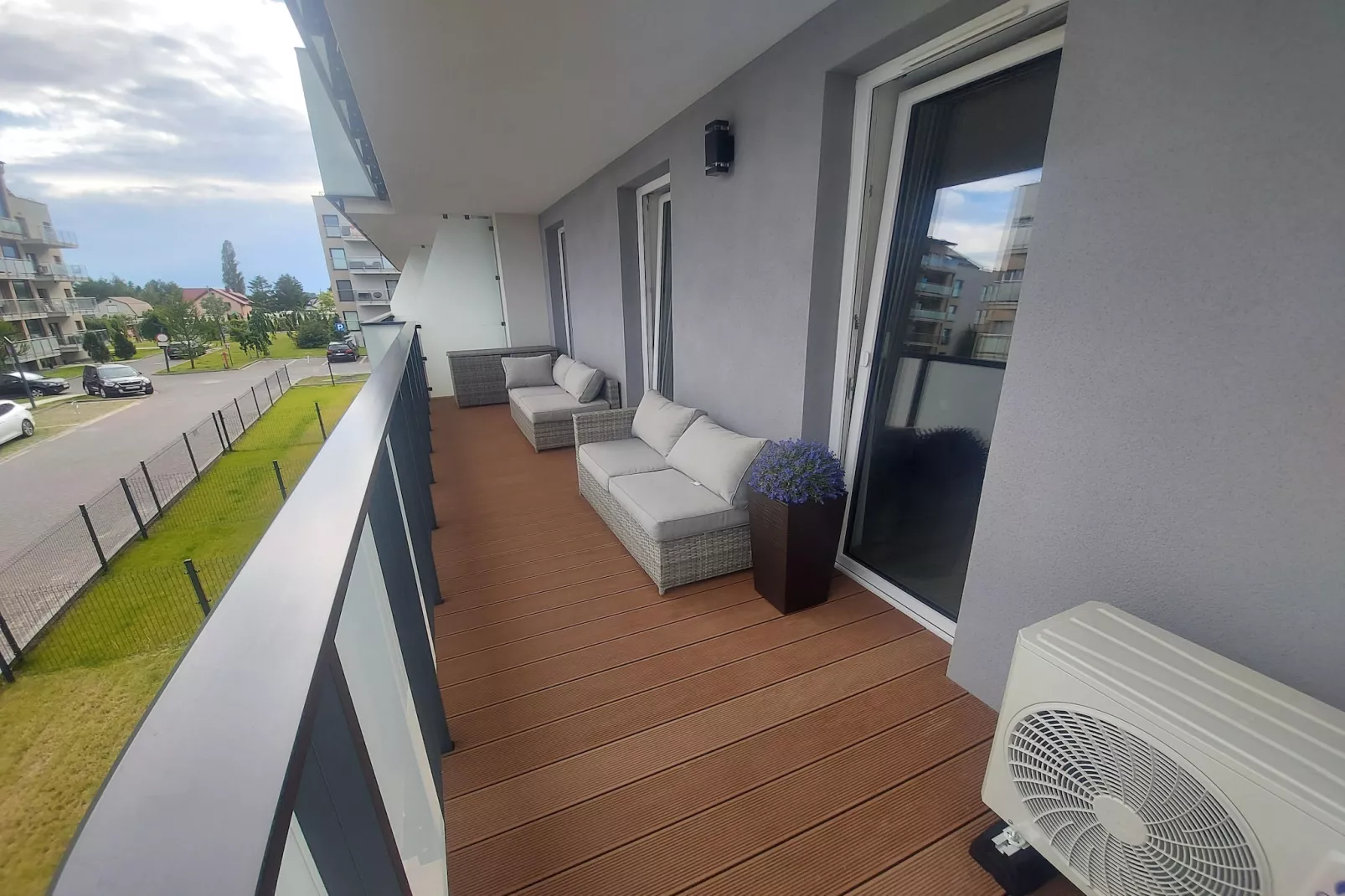Apartamenty Lotnicza Sianożęty-Terrassenbalkon