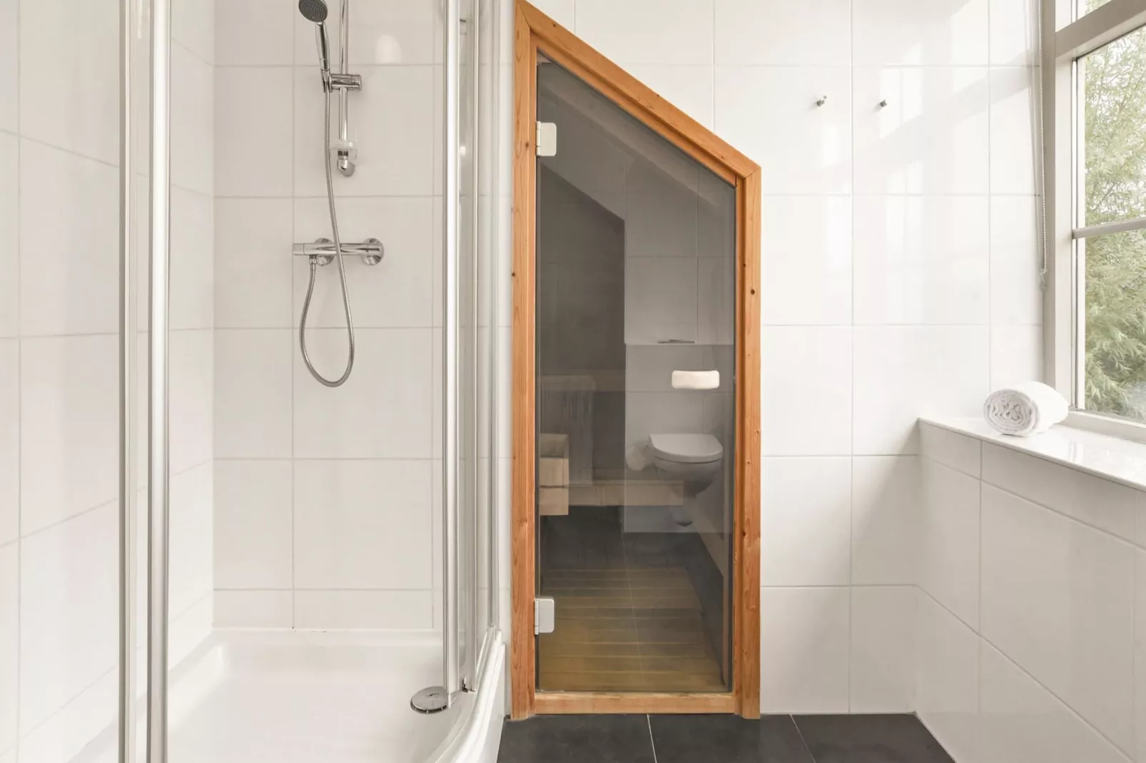 233-Bathroom